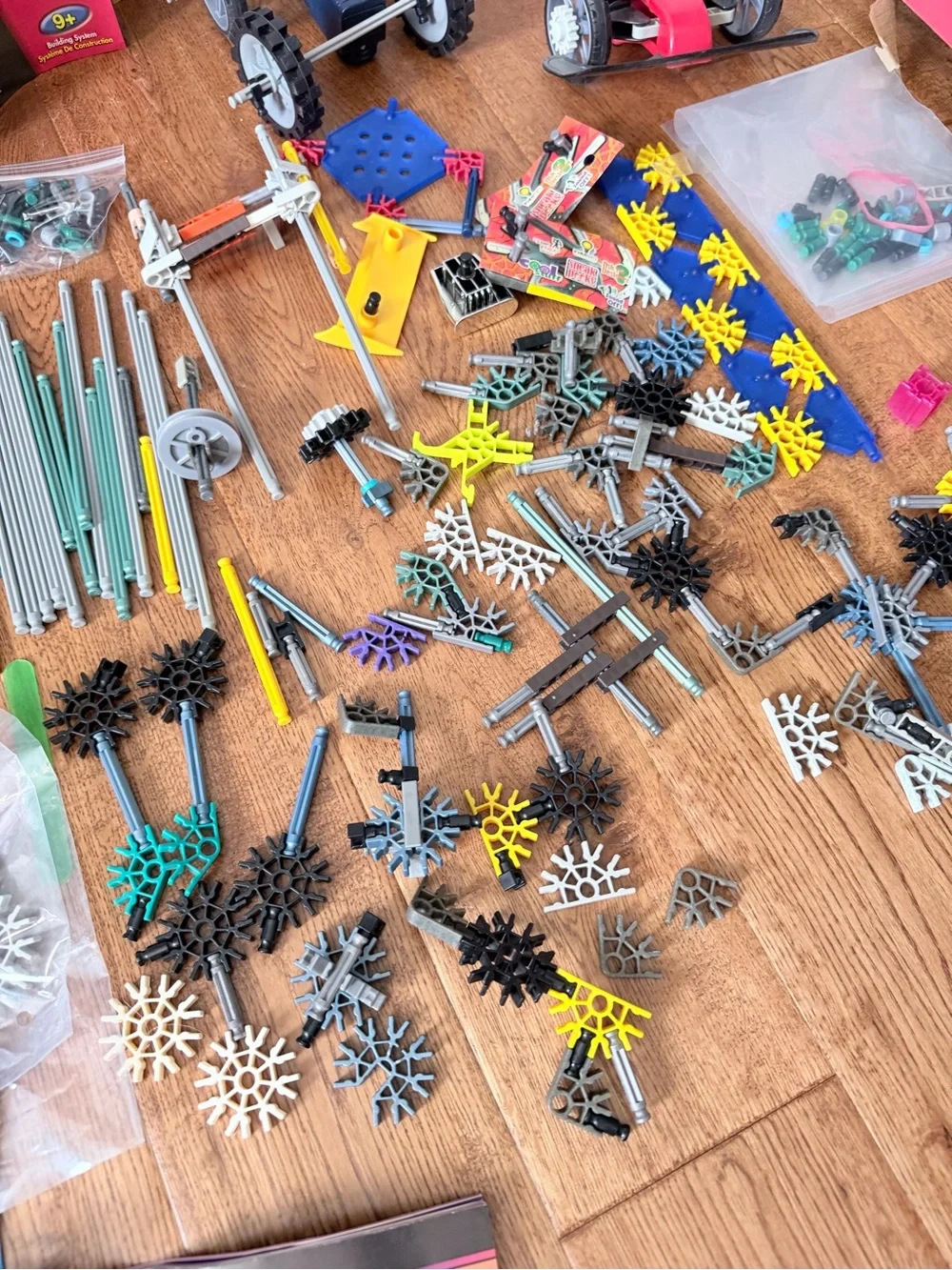 K’nex RC burnout drag car plus other parts Building set